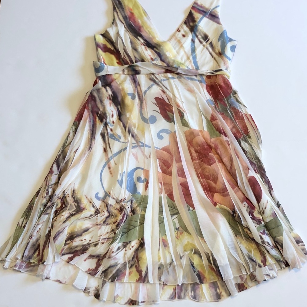 SD II Spring Floral swing dress - Picture 3 of 7